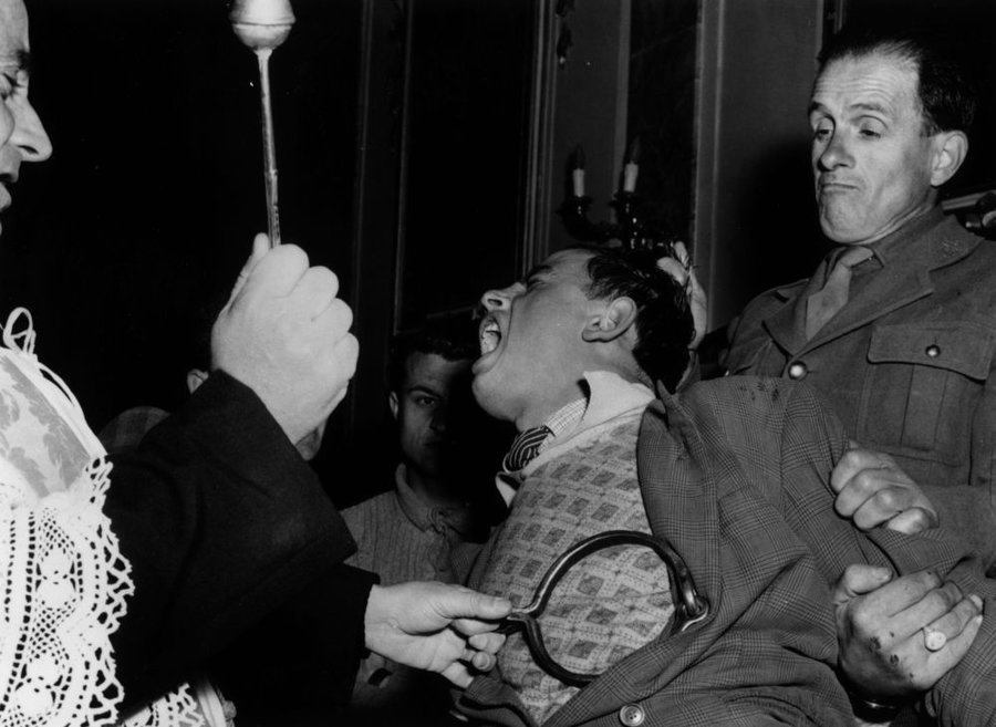 VEDEVO SATANA CADERE COME FOLGORE. INCREDIBILE: C’È UN VESCOVO CHE CREDE AL DIAVOLO. MONS. CREPALDI: “TROPPE PERSONE SOFFRONO A CAUSA DEL DEMONIO”. E STILA UN&nbsp;VADEMECUM