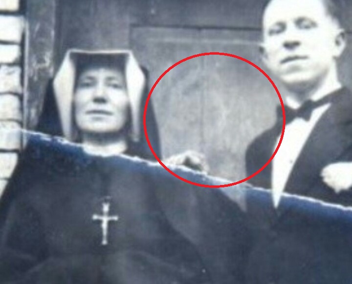 “DALLA POLONIA USCIRÀ LA SCINTILLA CHE PREPARERÀ IL MONDO AL MIO RITORNO”. LA STRANA PROFEZIA (NON ANCORA AVVERATA?) CONTENUTA NEL DIARIO RIMASTO PER MOLTO TEMPO SEGRETO DELLA SUORA&nbsp;PORTINAIA…