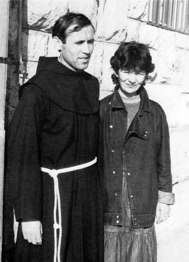 MEDJUGORJE SENZA TREGUA. SCOMUNICATO FRA VLASIC, EX GUIDA SPIRITUALE DEI VEGGENTI. MA IL SUO DOSSIER SEGRETO NON SI&nbsp;TROVA…