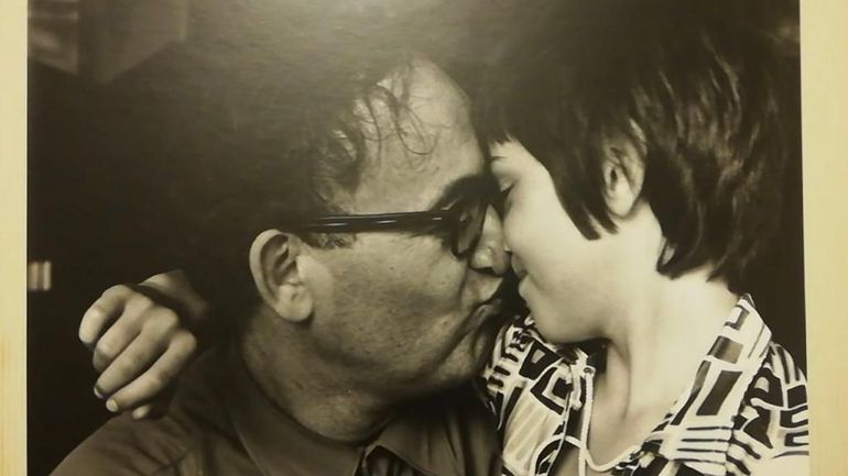 “HA STUPRATO 48 BAMBINI”, RIMOSSE LE VETRATE DEL “PICASSO DELLE CHIESE”. E I MOSAICI DI PADRE RUPNIK CHE FINE&nbsp;FARANNO?