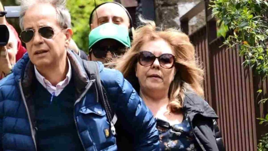 MADONNA DI TREVIGNANO, LA SEDICENTE VEGGENTE: “RICEVO ANCORA LE STIMMATE E DA ME VENGONO SACERDOTI IN BORGHESE”. CONTINUANO LE PERFORMANCES SPIRITUALI DI GISELLA.  COSA HA DECISO DI FARE LA DIOCESI DI CIVITA&nbsp;CASTELLANA?