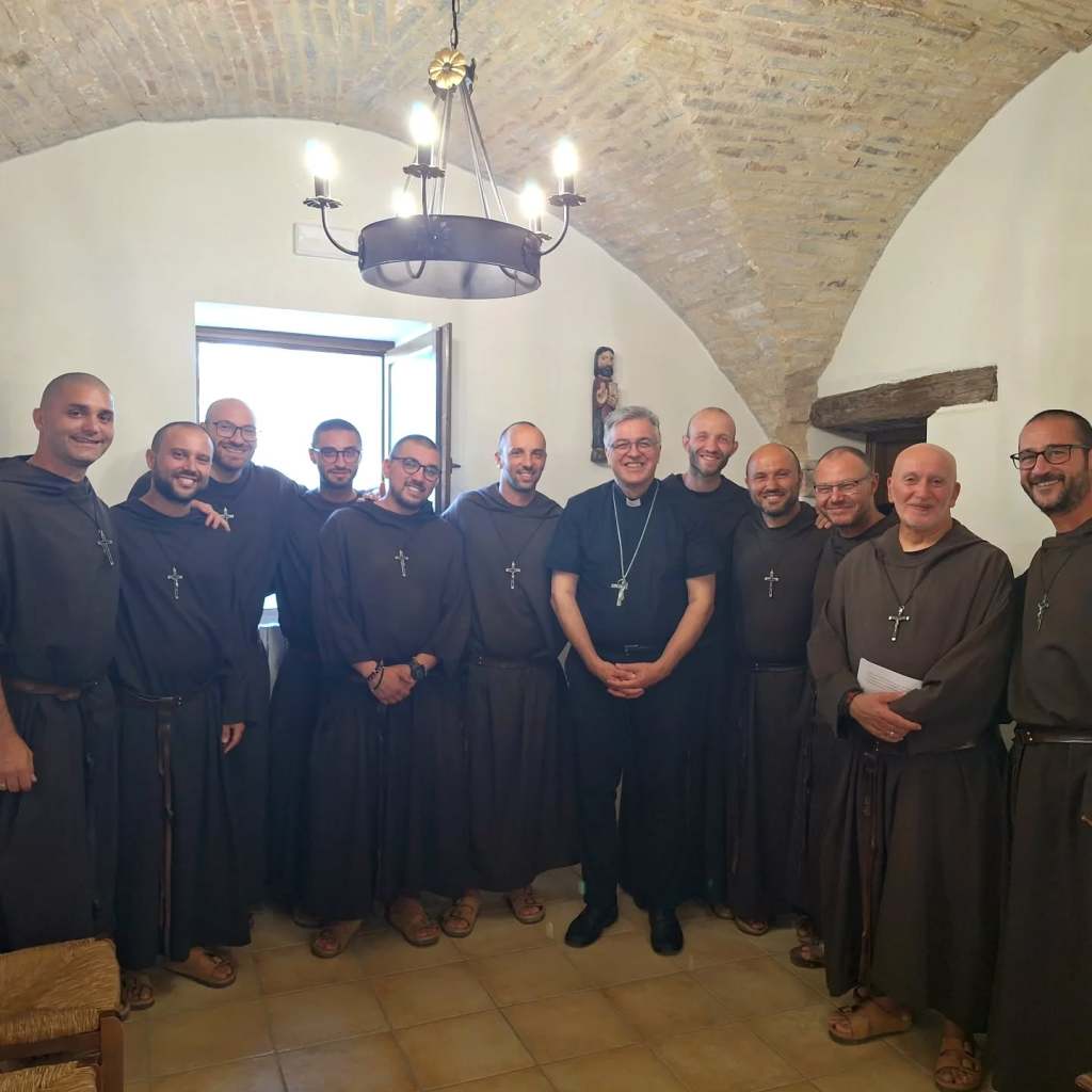 ASSOCIAZIONE “DISCEPOLI DI MARIA”, PUGNO DURO DEl VESCOVO PALMIERI (ASCOLI PICENO): “DON  BASILICO NON POTRà PIù FARE ESORCISMI. NON POTRÀ FARE COLLOQUI E ACCOMPAGNAMENTI PERSONALI”